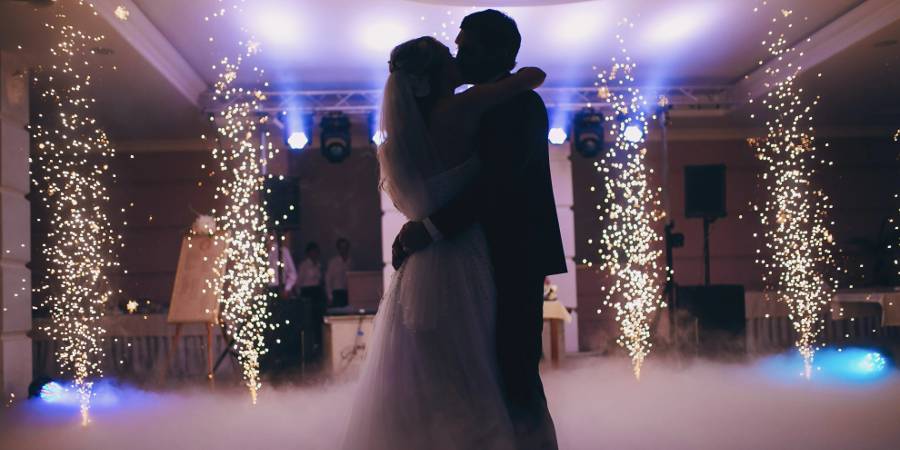 Minimalistische en elegante welkomstborden voor recepties